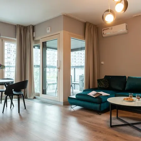 Mennica Residence Suite Apartments Варшава Екстер'єр фото