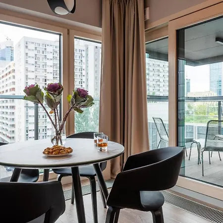 Mennica Residence Suite Apartments Варшава Екстер'єр фото